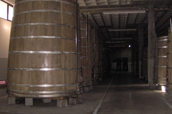 Conversion of 400HL Oak Vats for a Port Wine Cellar